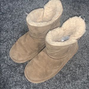Bear paw boots